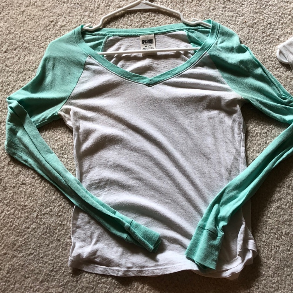 Victoria’s Secret longsleeve